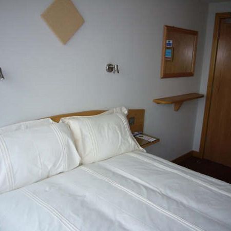 Rosemount Hotel Heathrow Hounslow Eksteriør billede