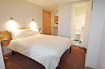 Rosemount Hotel Heathrow Hounslow Eksteriør billede