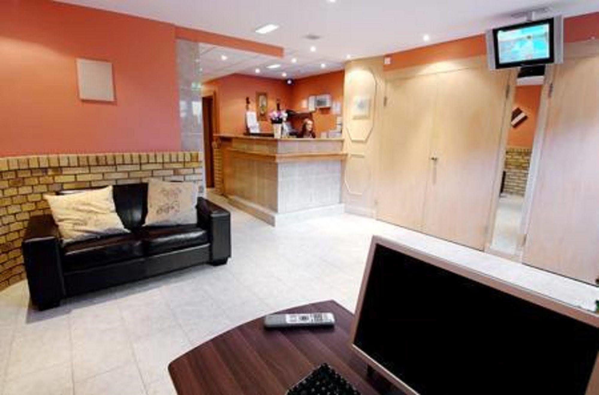 Rosemount Hotel Heathrow Hounslow Interiør billede