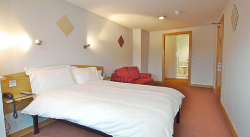 Rosemount Hotel Heathrow Hounslow Værelse billede